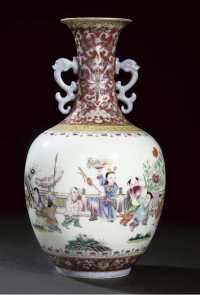 20th century A famille rose bottle vase